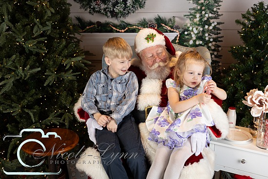 Santa Photos - Selinger